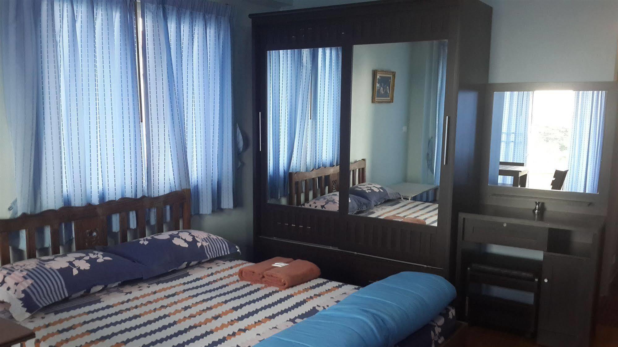 Benjaratch Boutique Apartment Бангкок Экстерьер фото