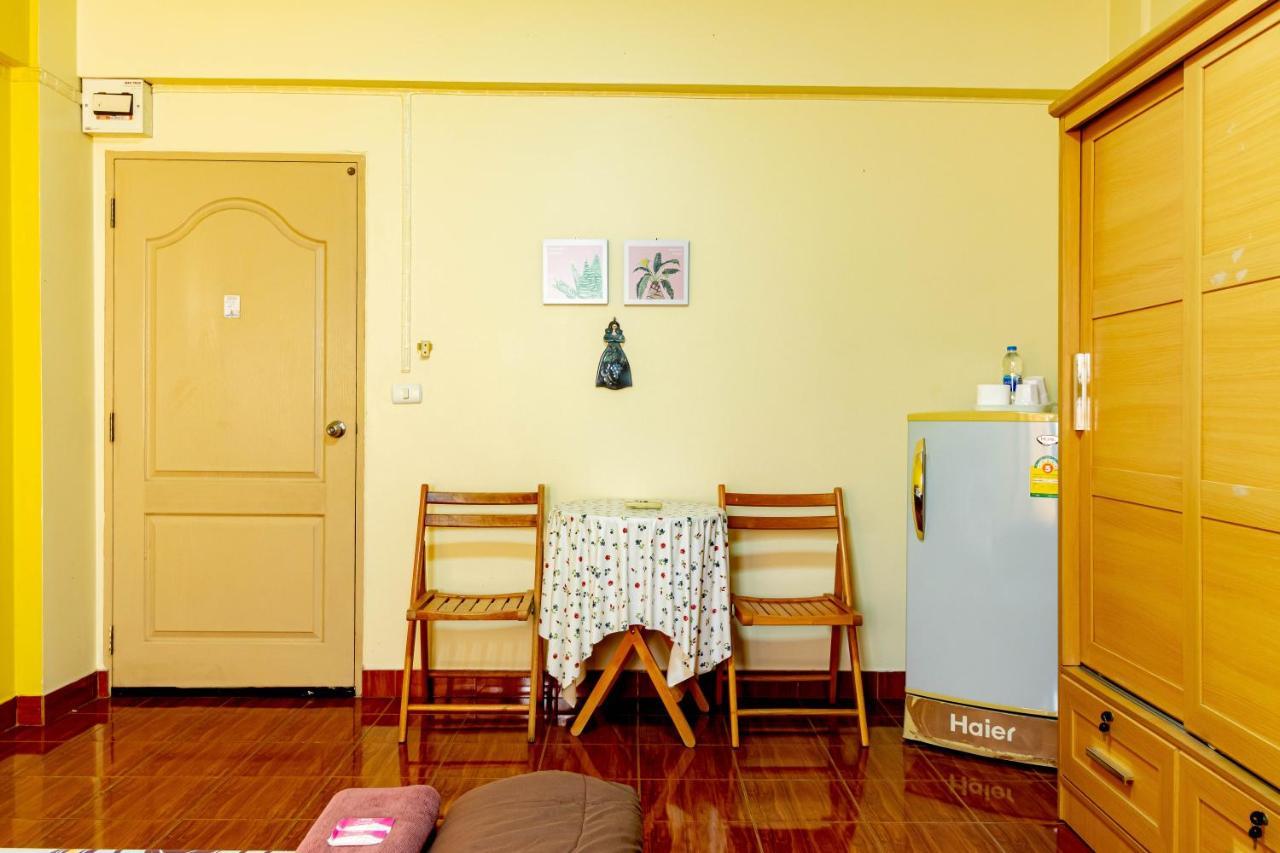 Benjaratch Boutique Apartment Бангкок Экстерьер фото