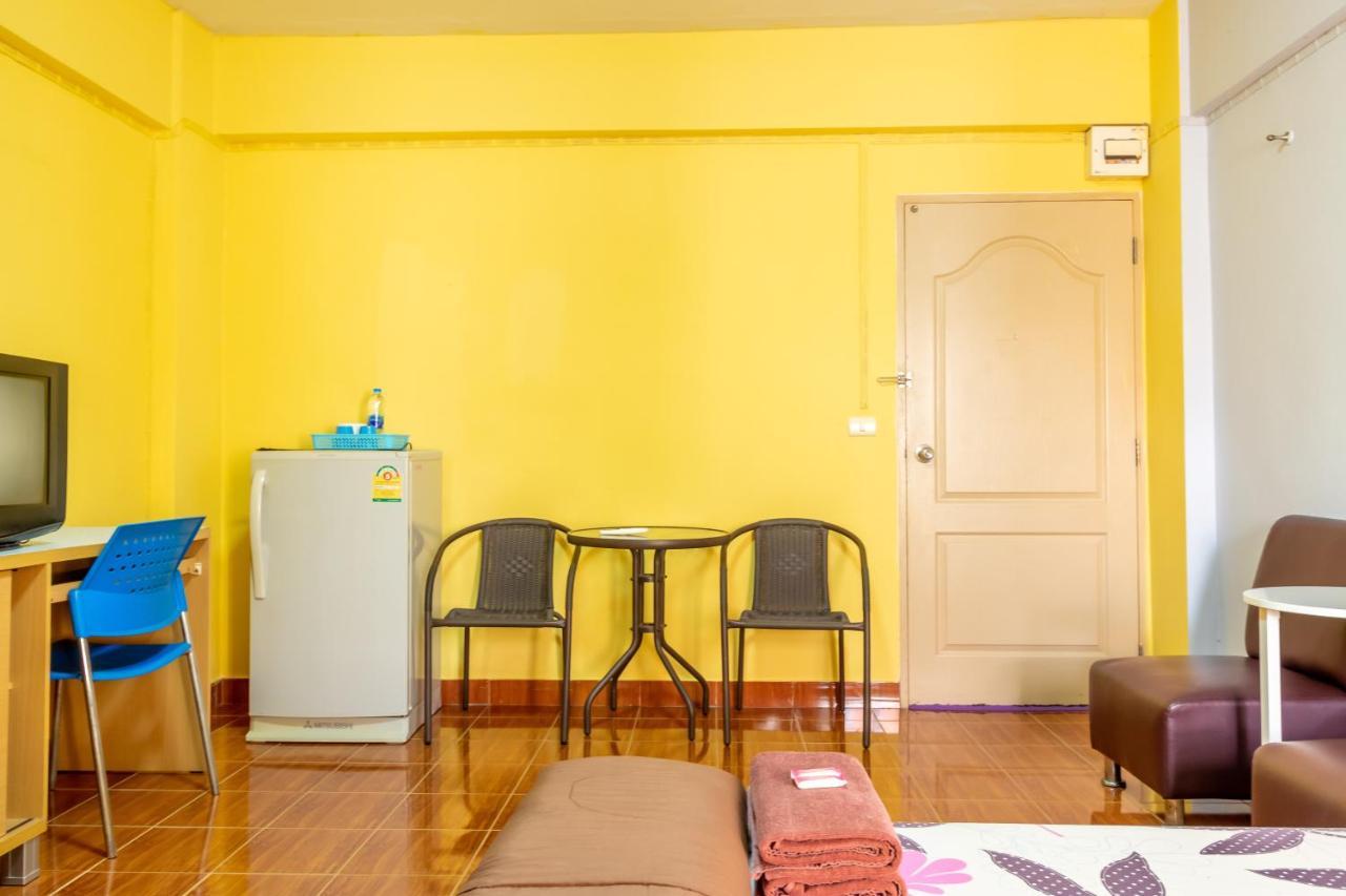 Benjaratch Boutique Apartment Бангкок Экстерьер фото
